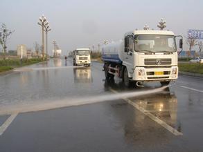 灑水車的多重使命 不止于“灑水”的環衛車